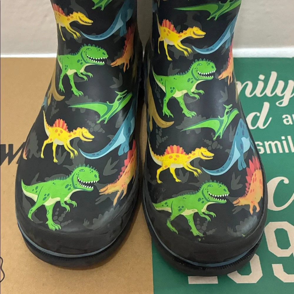 WESTERN CHIEF Kids DINO WORLD Rain Boots PULL ON Colorful Dinosaur Print SZ 2